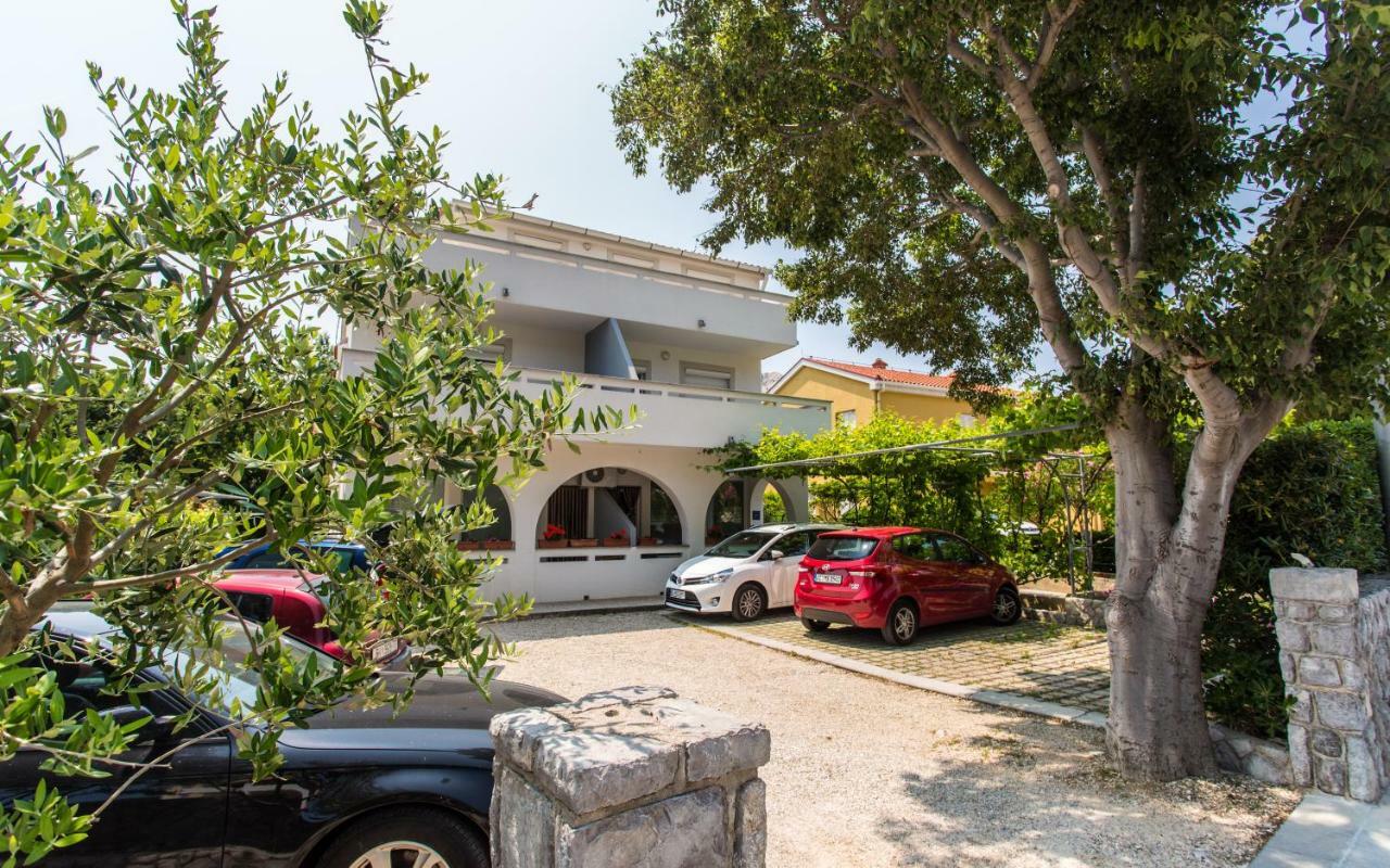 Apartments Kraljic I Baska  Exterior photo